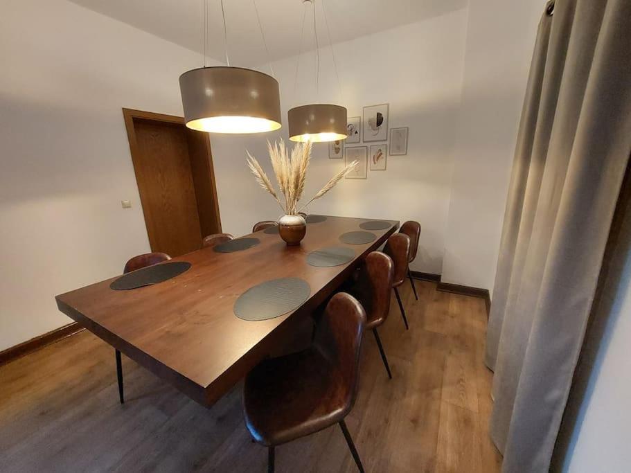Cozy Home, 7 Beds, Wifi, Kitchen, Balcony, Bielefeld Center Exterior foto