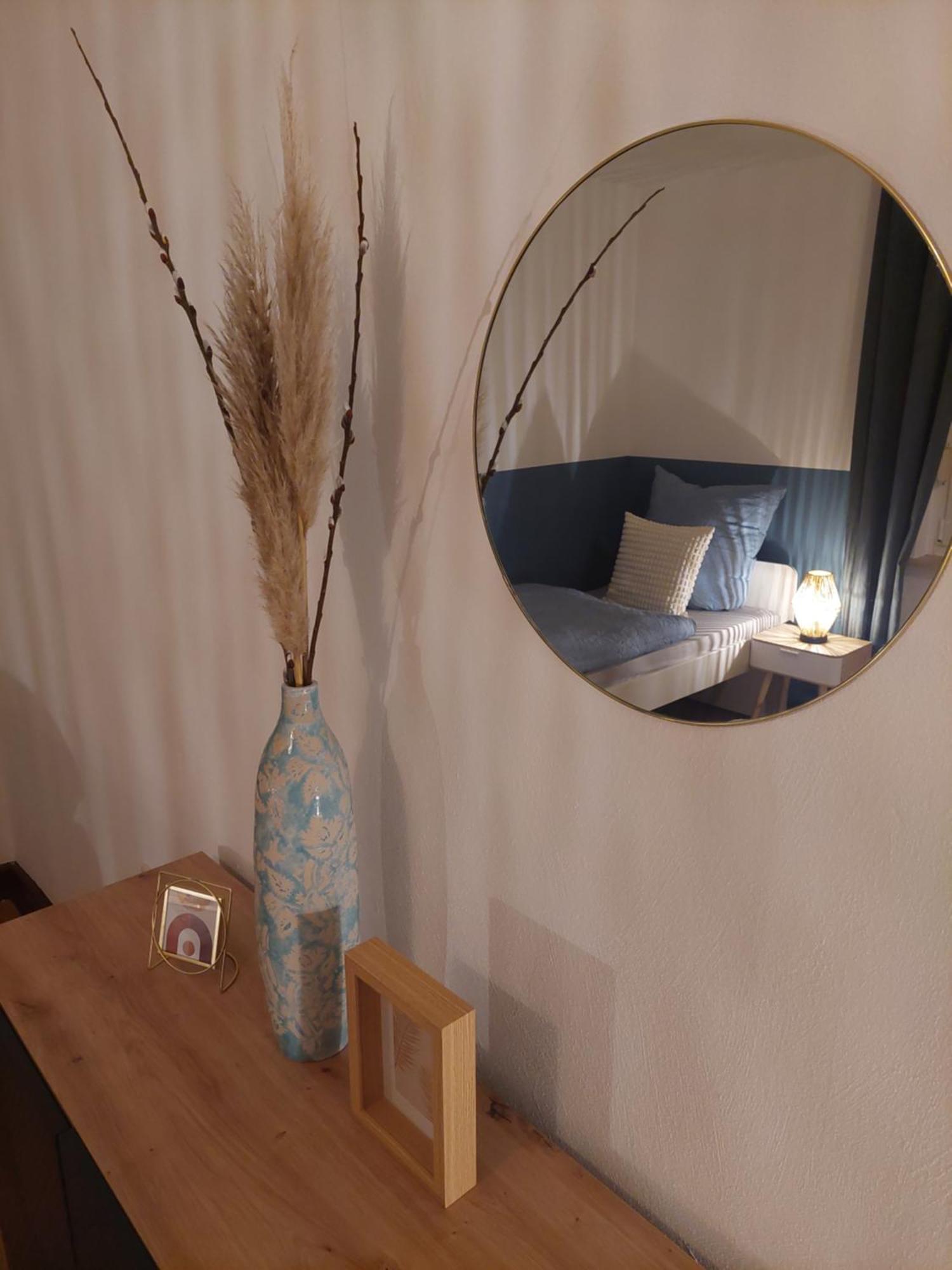 Cozy Home, 7 Beds, Wifi, Kitchen, Balcony, Bielefeld Center Exterior foto