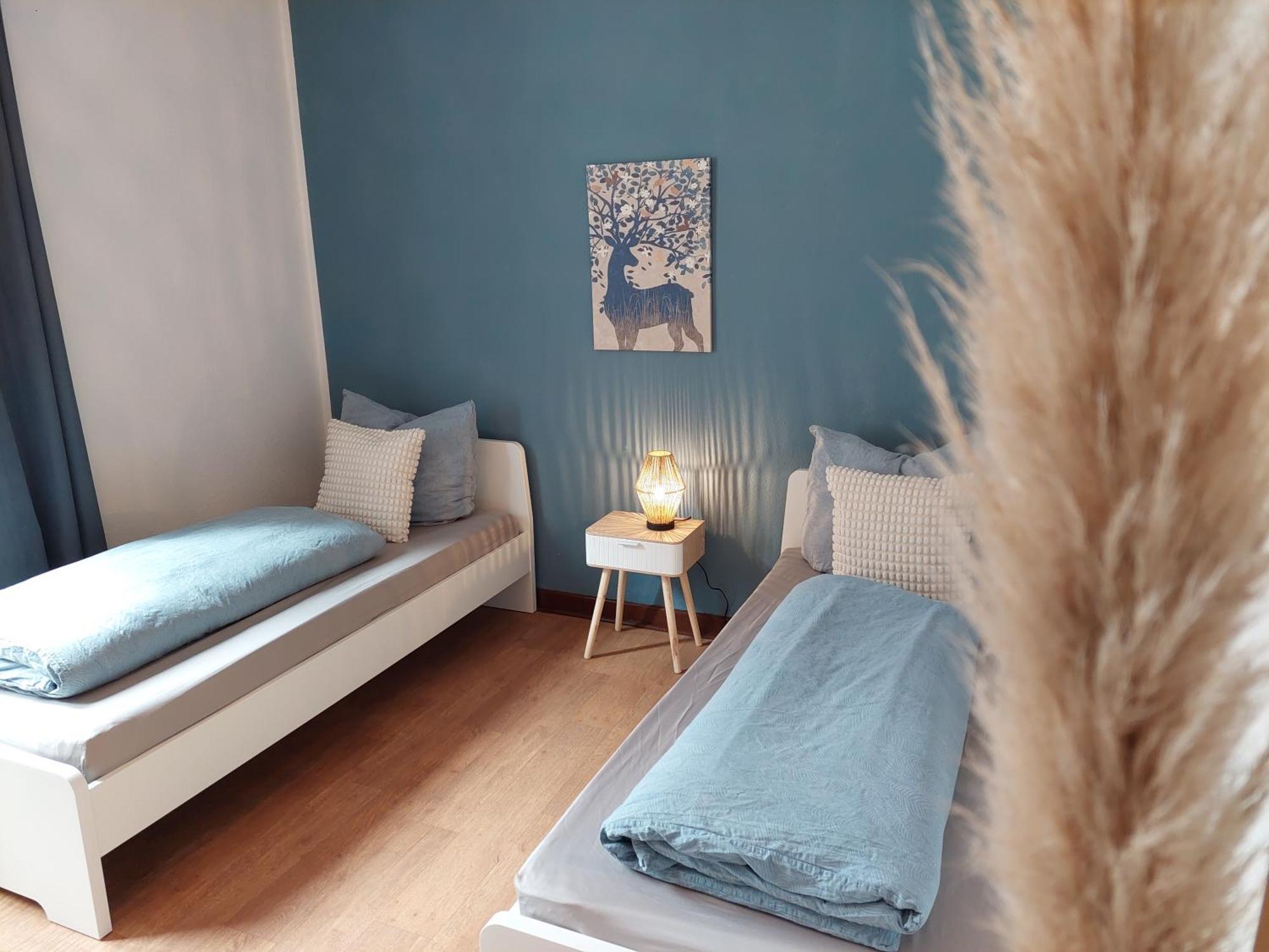 Cozy Home, 7 Beds, Wifi, Kitchen, Balcony, Bielefeld Center Exterior foto
