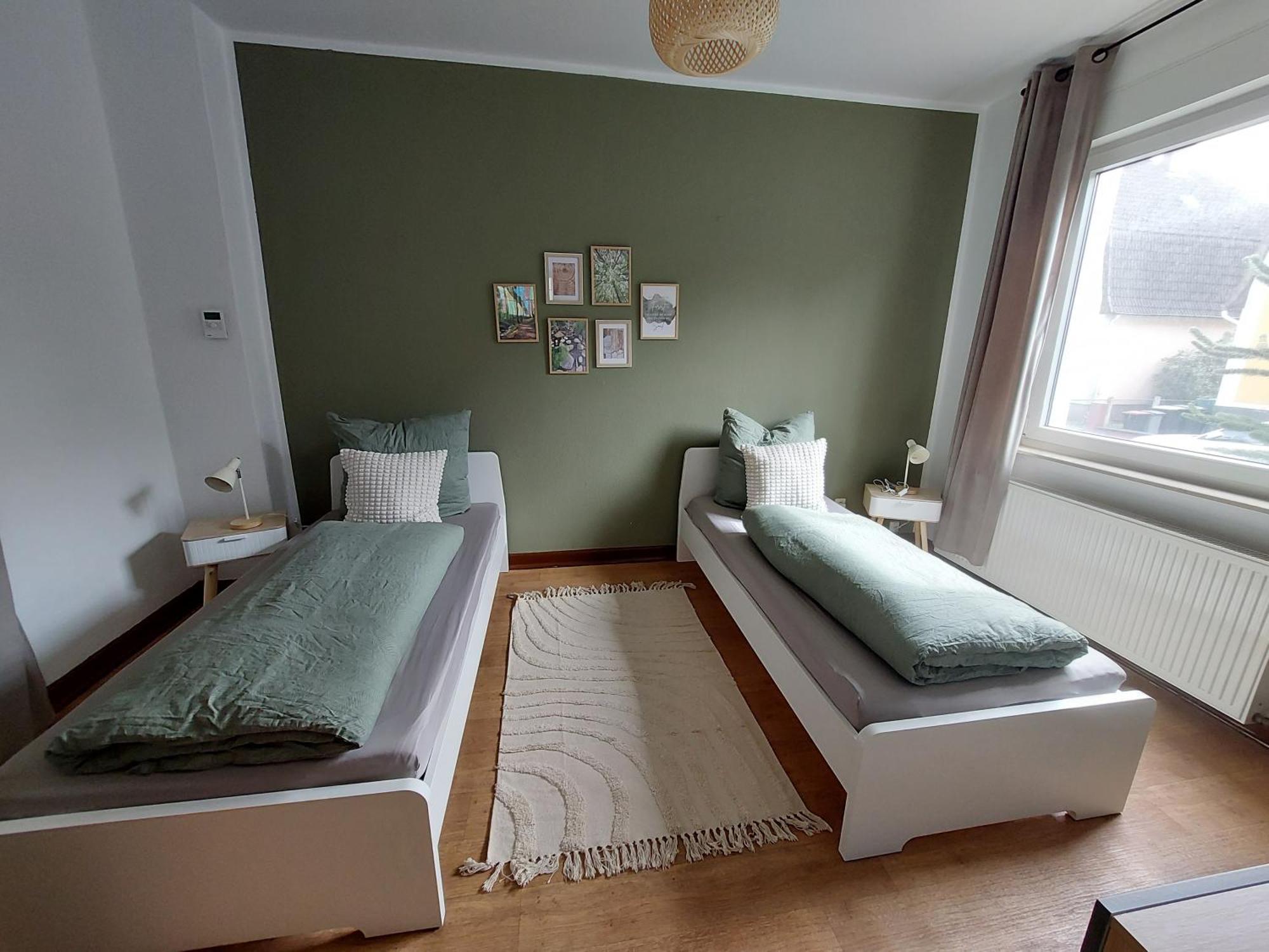 Cozy Home, 7 Beds, Wifi, Kitchen, Balcony, Bielefeld Center Exterior foto